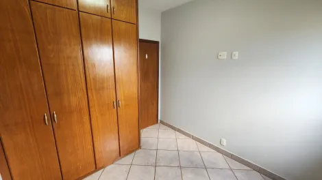 Alugar Apartamento / Padr&atilde;o em S&atilde;o Jos&eacute; do Rio Preto R$ 2.000,00 - Foto 10