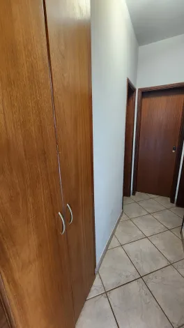 Alugar Apartamento / Padr&atilde;o em S&atilde;o Jos&eacute; do Rio Preto R$ 2.000,00 - Foto 14