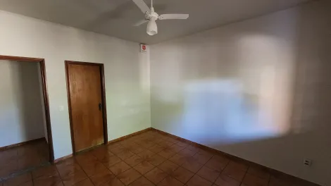 Alugar Casa / Padr&atilde;o em S&atilde;o Jos&eacute; do Rio Preto R$ 1.800,00 - Foto 10