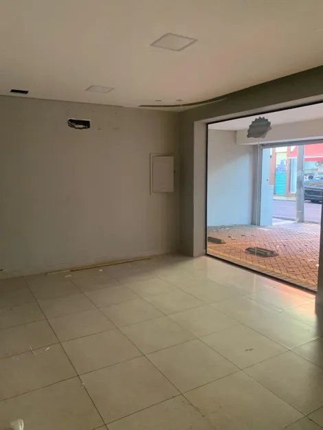 Alugar Comercial / Sal&atilde;o em S&atilde;o Jos&eacute; do Rio Preto R$ 3.700,00 - Foto 3