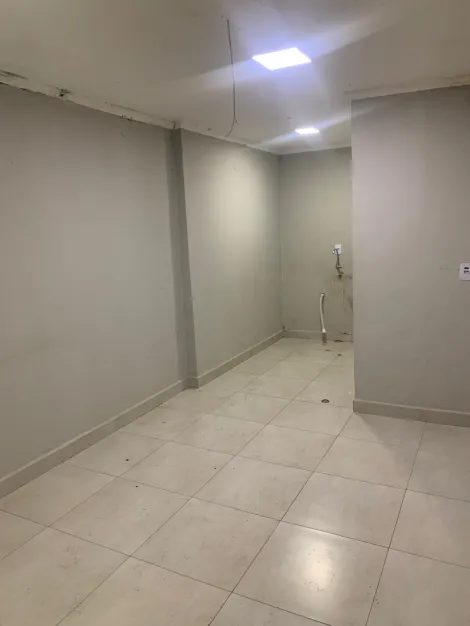 Alugar Comercial / Sal&atilde;o em S&atilde;o Jos&eacute; do Rio Preto R$ 3.700,00 - Foto 14