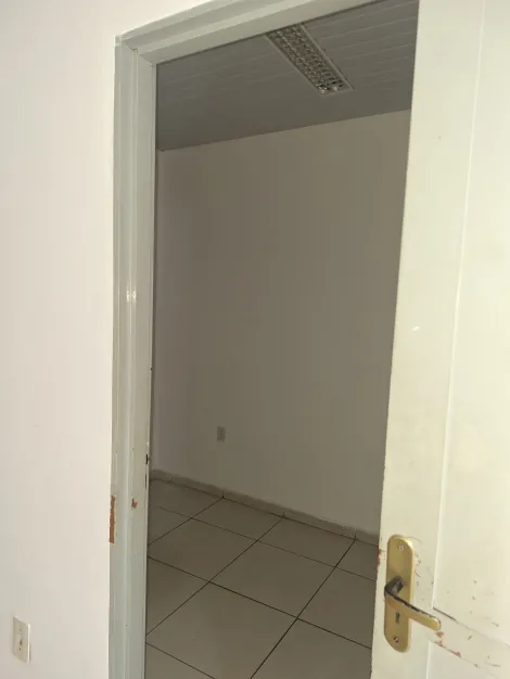 Alugar Comercial / Sal&atilde;o em S&atilde;o Jos&eacute; do Rio Preto R$ 3.500,00 - Foto 7