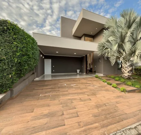 Alugar Casa / Condom&iacute;nio em S&atilde;o Jos&eacute; do Rio Preto. apenas R$ 1.500.000,00