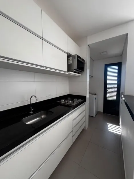 Alugar Apartamento / Padr&atilde;o em S&atilde;o Jos&eacute; do Rio Preto R$ 3.300,00 - Foto 8