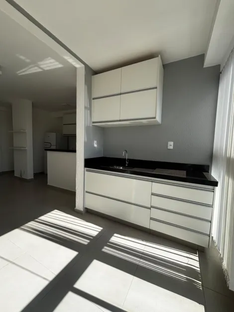 Alugar Apartamento / Padr&atilde;o em S&atilde;o Jos&eacute; do Rio Preto R$ 3.300,00 - Foto 7