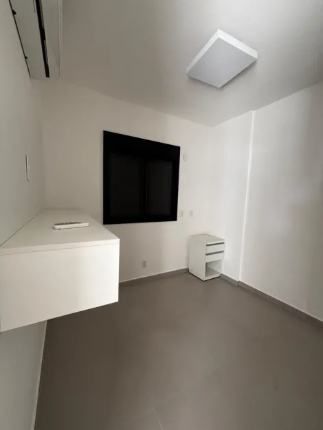 Alugar Apartamento / Padr&atilde;o em S&atilde;o Jos&eacute; do Rio Preto R$ 3.300,00 - Foto 11