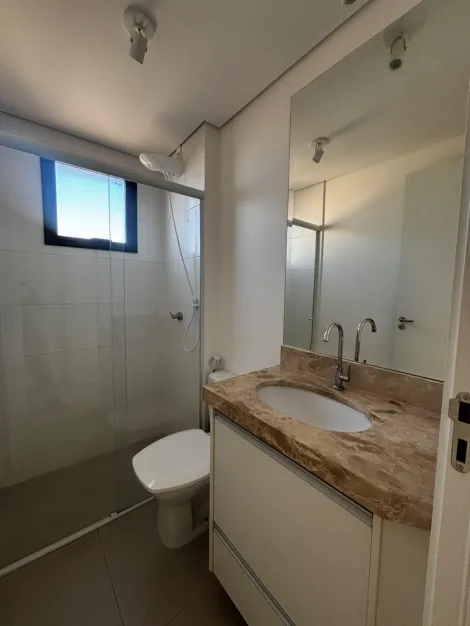 Alugar Apartamento / Padr&atilde;o em S&atilde;o Jos&eacute; do Rio Preto R$ 3.300,00 - Foto 14