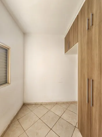 Alugar Casa / Padr&atilde;o em S&atilde;o Jos&eacute; do Rio Preto R$ 2.500,00 - Foto 10