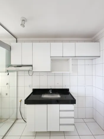 Alugar Apartamento / Padr&atilde;o em S&atilde;o Jos&eacute; do Rio Preto R$ 1.800,00 - Foto 3