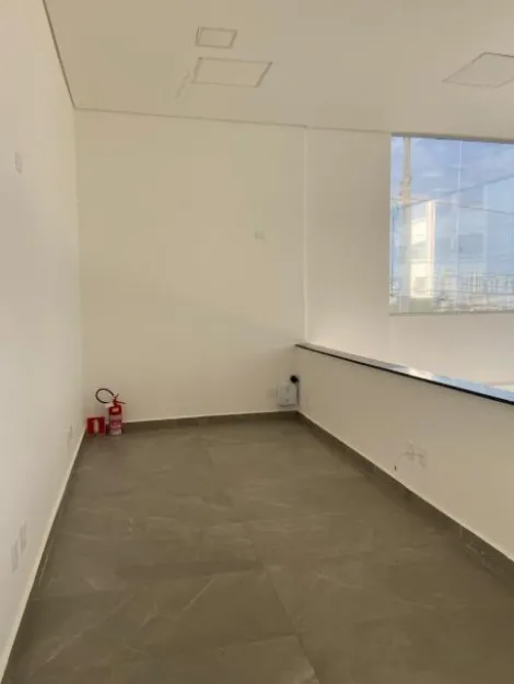 Alugar Comercial / Sal&atilde;o em S&atilde;o Jos&eacute; do Rio Preto R$ 3.500,00 - Foto 4