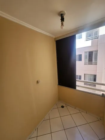 Alugar Apartamento / Padr&atilde;o em S&atilde;o Jos&eacute; do Rio Preto R$ 1.100,00 - Foto 8