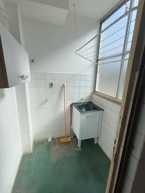 Alugar Apartamento / Padr&atilde;o em S&atilde;o Jos&eacute; do Rio Preto R$ 650,00 - Foto 7