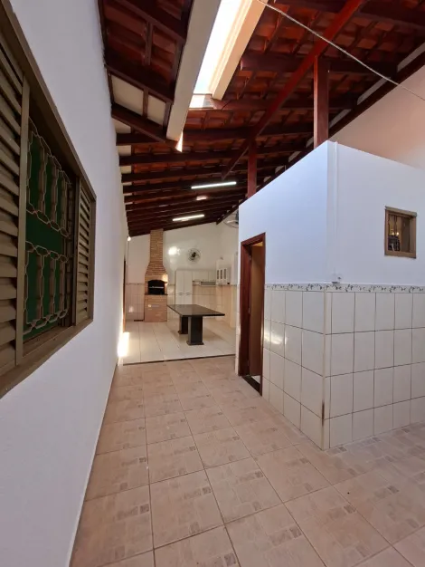 Alugar Casa / Padr&atilde;o em S&atilde;o Jos&eacute; do Rio Preto R$ 3.400,00 - Foto 14