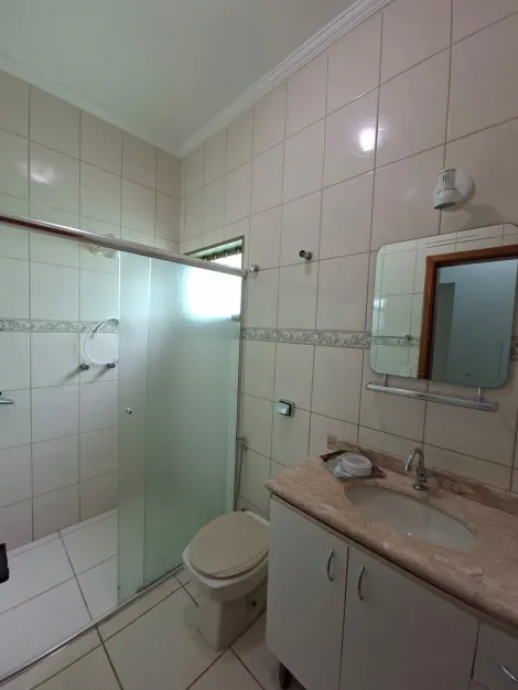 Alugar Casa / Padr&atilde;o em S&atilde;o Jos&eacute; do Rio Preto R$ 3.400,00 - Foto 8