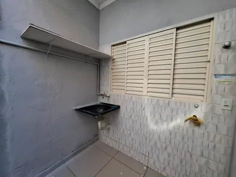 Alugar Casa / Padr&atilde;o em S&atilde;o Jos&eacute; do Rio Preto R$ 2.200,00 - Foto 18