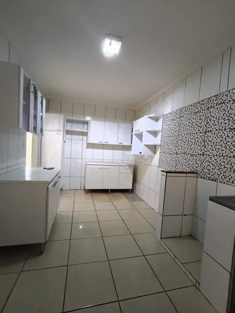 Alugar Casa / Padr&atilde;o em S&atilde;o Jos&eacute; do Rio Preto R$ 1.400,00 - Foto 11