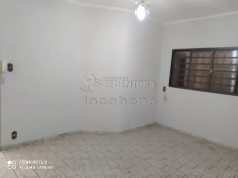 Alugar Casa / Padr&atilde;o em S&atilde;o Jos&eacute; do Rio Preto R$ 1.700,00 - Foto 3