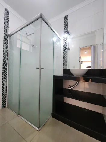 Alugar Apartamento / Padr&atilde;o em S&atilde;o Jos&eacute; do Rio Preto R$ 900,00 - Foto 6