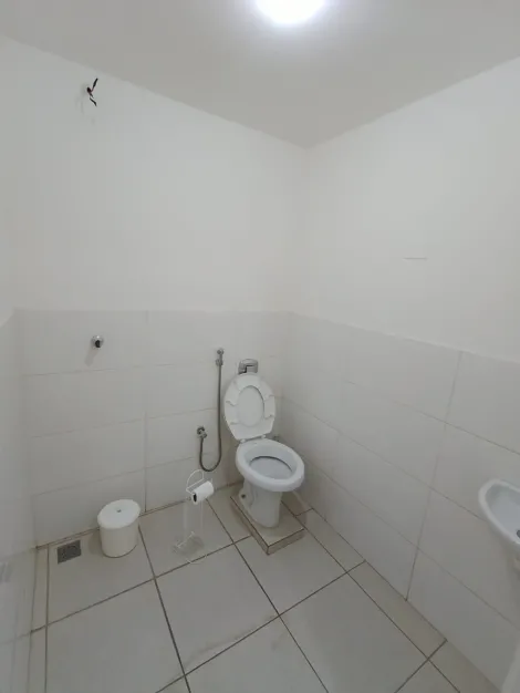Alugar Comercial / Casa Comercial em S&atilde;o Jos&eacute; do Rio Preto R$ 2.000,00 - Foto 9