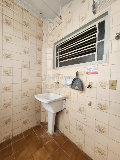 Alugar Apartamento / Padr&atilde;o em S&atilde;o Jos&eacute; do Rio Preto R$ 1.300,00 - Foto 12