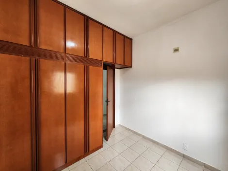 Alugar Casa / Padr&atilde;o em S&atilde;o Jos&eacute; do Rio Preto R$ 3.600,00 - Foto 13