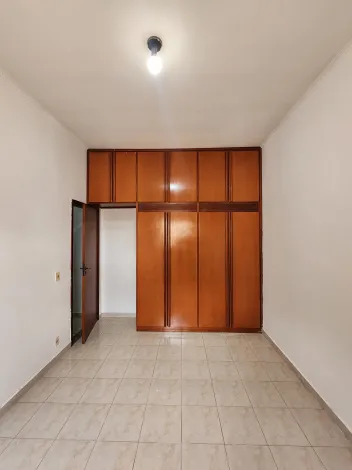 Alugar Casa / Padr&atilde;o em S&atilde;o Jos&eacute; do Rio Preto R$ 3.600,00 - Foto 16
