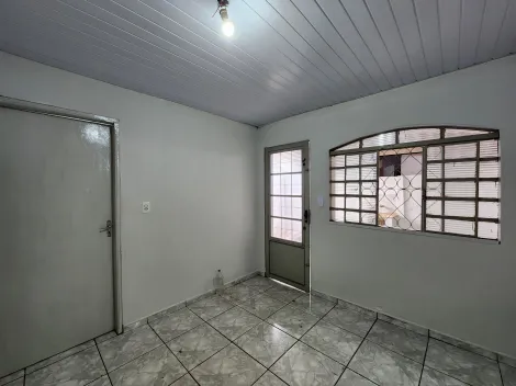 Alugar Casa / Padr&atilde;o em S&atilde;o Jos&eacute; do Rio Preto R$ 650,00 - Foto 3