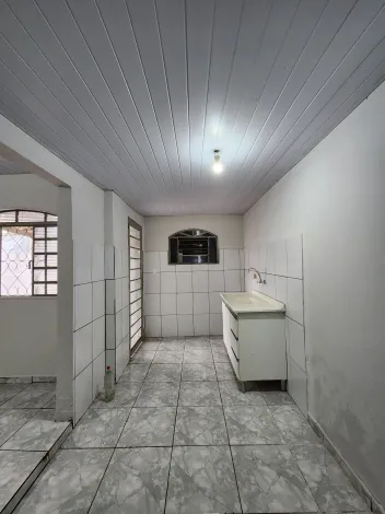 Alugar Casa / Padr&atilde;o em S&atilde;o Jos&eacute; do Rio Preto R$ 650,00 - Foto 4