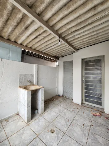 Alugar Casa / Padr&atilde;o em S&atilde;o Jos&eacute; do Rio Preto R$ 650,00 - Foto 8