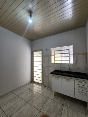 Alugar Casa / Padr&atilde;o em S&atilde;o Jos&eacute; do Rio Preto R$ 1.000,00 - Foto 3