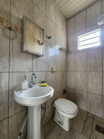 Alugar Casa / Padr&atilde;o em S&atilde;o Jos&eacute; do Rio Preto R$ 1.000,00 - Foto 8