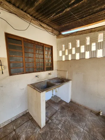 Alugar Casa / Padr&atilde;o em S&atilde;o Jos&eacute; do Rio Preto R$ 1.100,00 - Foto 10