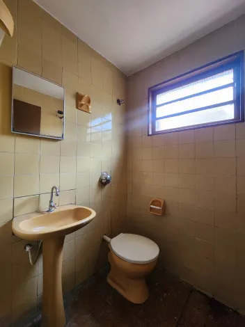 Alugar Casa / Sobrado em S&atilde;o Jos&eacute; do Rio Preto R$ 1.200,00 - Foto 4