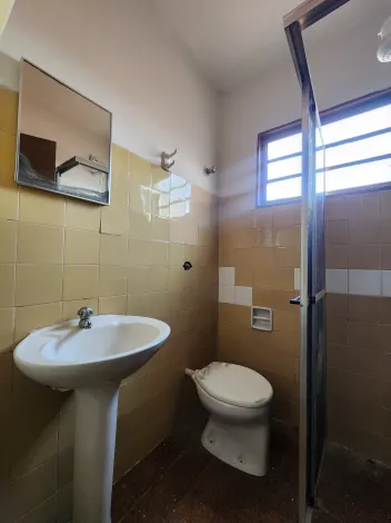 Alugar Casa / Sobrado em S&atilde;o Jos&eacute; do Rio Preto R$ 1.200,00 - Foto 7