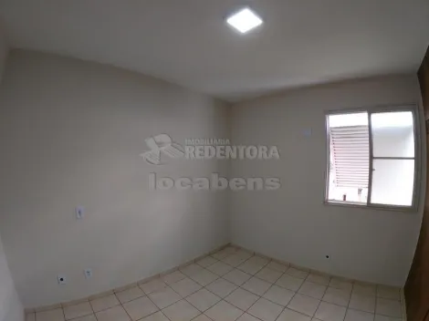 Alugar Apartamento / Padr&atilde;o em S&atilde;o Jos&eacute; do Rio Preto R$ 1.300,00 - Foto 10