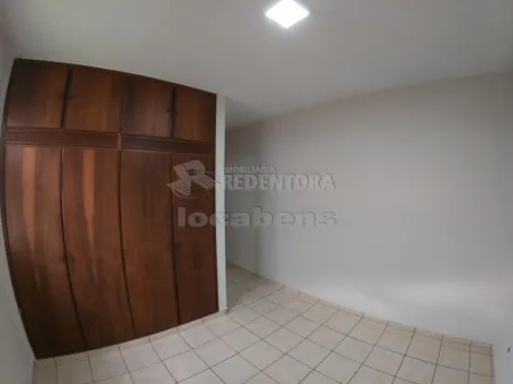 Alugar Apartamento / Padr&atilde;o em S&atilde;o Jos&eacute; do Rio Preto R$ 1.300,00 - Foto 12