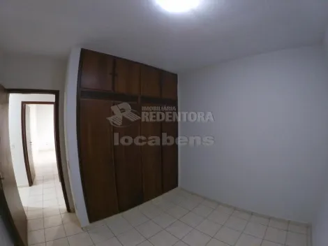 Alugar Apartamento / Padr&atilde;o em S&atilde;o Jos&eacute; do Rio Preto R$ 1.300,00 - Foto 15