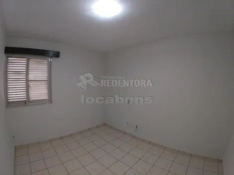 Alugar Apartamento / Padr&atilde;o em S&atilde;o Jos&eacute; do Rio Preto R$ 1.300,00 - Foto 18