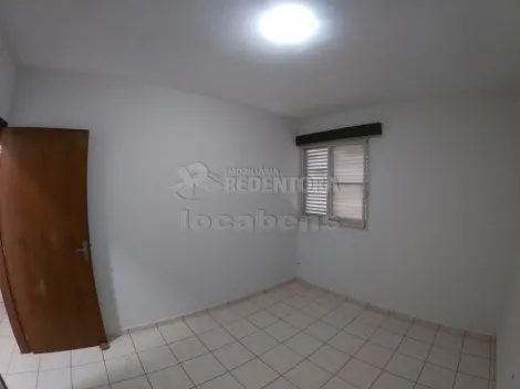 Alugar Apartamento / Padr&atilde;o em S&atilde;o Jos&eacute; do Rio Preto R$ 1.300,00 - Foto 19