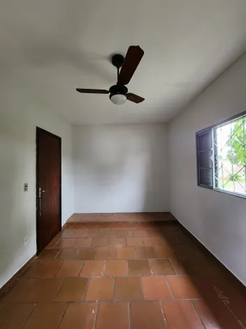 Alugar Casa / Condom&iacute;nio em Guapia&ccedil;u R$ 1.800,00 - Foto 10