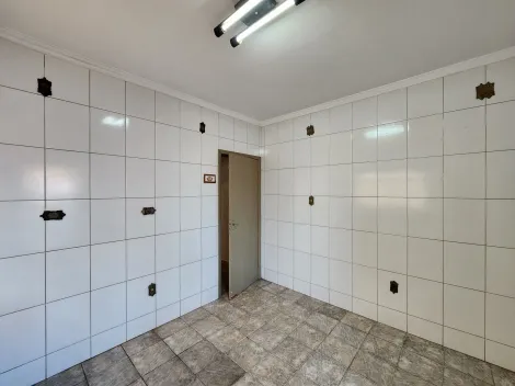Alugar Casa / Padr&atilde;o em S&atilde;o Jos&eacute; do Rio Preto R$ 1.400,00 - Foto 5
