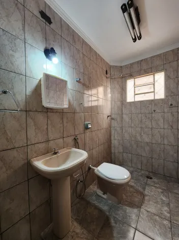 Alugar Casa / Padr&atilde;o em S&atilde;o Jos&eacute; do Rio Preto R$ 1.400,00 - Foto 6