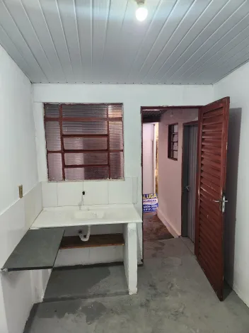 Alugar Casa / Padr&atilde;o em S&atilde;o Jos&eacute; do Rio Preto R$ 600,00 - Foto 2