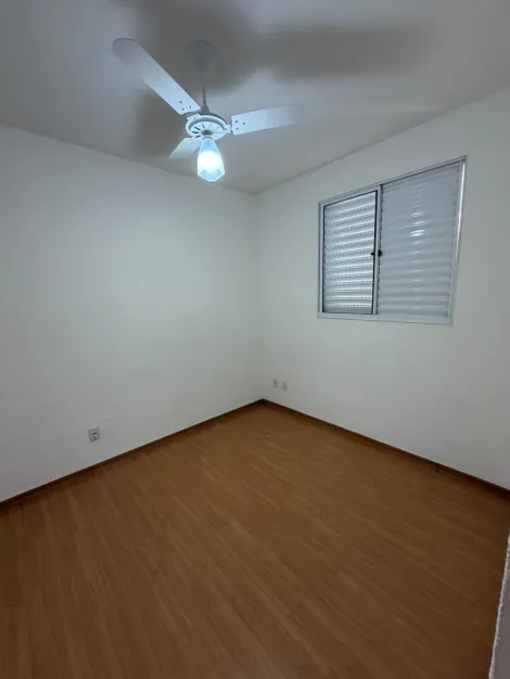 Alugar Apartamento / Padr&atilde;o em S&atilde;o Jos&eacute; do Rio Preto R$ 1.200,00 - Foto 3
