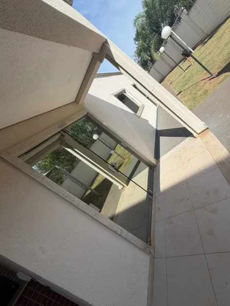 Alugar Apartamento / Padr&atilde;o em S&atilde;o Jos&eacute; do Rio Preto R$ 1.200,00 - Foto 10