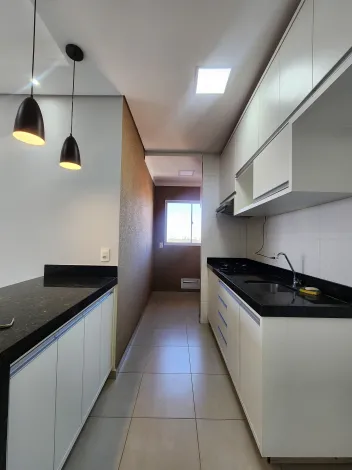 Alugar Apartamento / Padr&atilde;o em S&atilde;o Jos&eacute; do Rio Preto R$ 1.700,00 - Foto 6