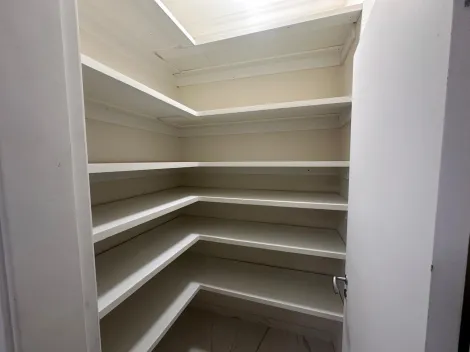 Alugar Casa / Condom&iacute;nio em S&atilde;o Jos&eacute; do Rio Preto R$ 6.900,00 - Foto 18