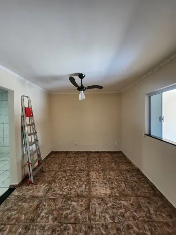 Alugar Casa / Padr&atilde;o em S&atilde;o Jos&eacute; do Rio Preto R$ 2.500,00 - Foto 2