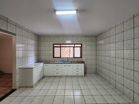Alugar Casa / Padr&atilde;o em S&atilde;o Jos&eacute; do Rio Preto R$ 2.500,00 - Foto 4
