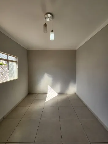 Alugar Casa / Padr&atilde;o em S&atilde;o Jos&eacute; do Rio Preto R$ 3.700,00 - Foto 2